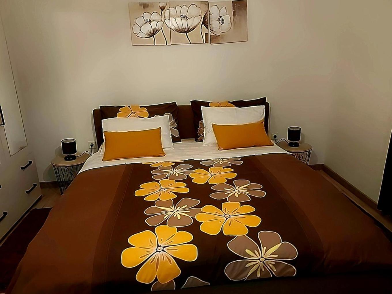 Apartmani Balan S Vanjskim Bazenom تروغير الغرفة الصورة